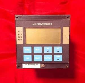 Signet PH Controller PN: 3-9030 111, 110 V - Picture 1 of 4