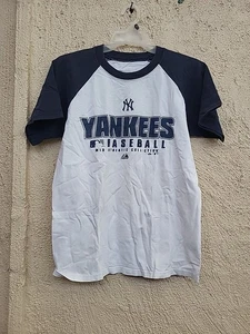 Vtg New York Yankees Tshirt SS MLB Authentic Collection Medium Majestic 40" X 26 - Picture 1 of 9