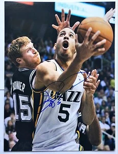 Foto firmata Devin Harris autografata Utah Jazz 8x10 certificato di autenticità - Foto 1 di 1