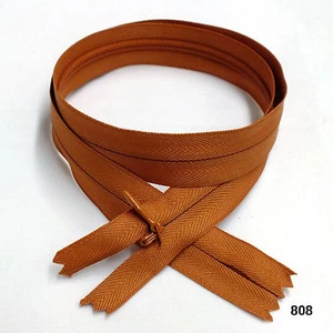 12 piezas Calidad BKC Cremallera Invisible Superior Abierta Inferior Cerrada 24" ÓXIDO #808 - Imagen 1 de 4