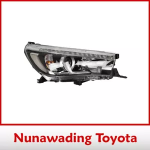 Genuine Toyota Right Hand Headlamp Assembly for Hilux 5/2015-10/2018 - Picture 1 of 5