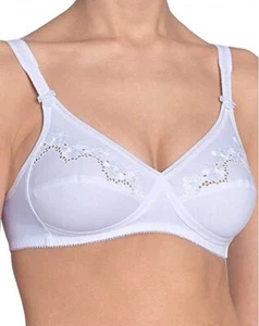 Triumph Women's Elasti Cross + Cotton N Everyday Bra, White, 42B UK - Picture 1 of 6