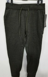 Lululemon Men Black Jogger Activewear 