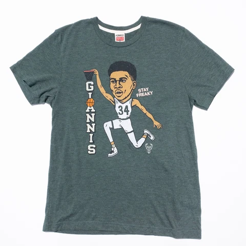 Milwaukee Bucks Giannis T-Shirt Men's Medium Homage Retro Caricature Freaky Cover