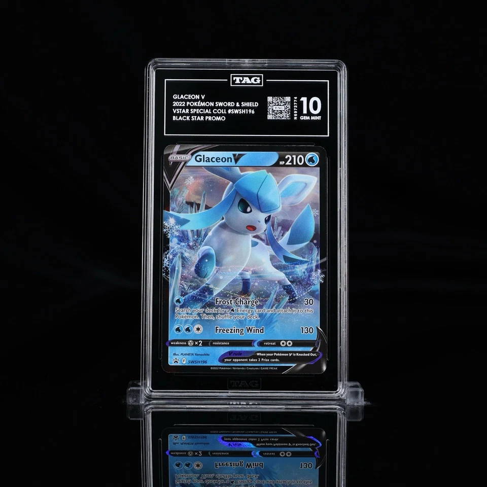 Glaceon V SWSH196 SWSH: Sword & Shield Promo Cards Holo - Image 1 of 1