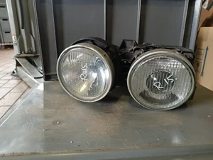 Original BMW E30 Frontscheinwerfer Scheinwerfer links Linse + Halbmond Hella - Bild 1 von 5