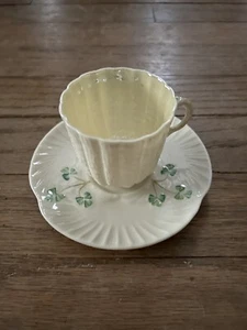 Belleek Vintage Tridacna Demitasse Cup And Shamrock Saucer Set Ireland EUC - Picture 1 of 8