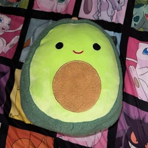 Peluche de aguacate Squishmallow 11’ - Imagen 1 de 2