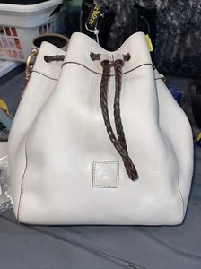 Vendita al dettaglio $518 Dooney & Bourke pelle collezione fiorentina hattie coulisse ecrù - Foto 1 di 6