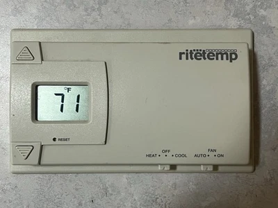Vintage RiteTemp Model 8029 Wall Thermostat Tested Working Good Condition - Image 1 of 4