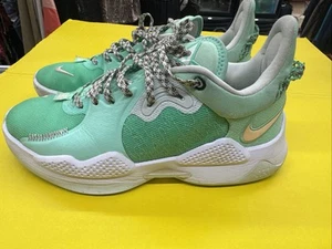 Nike Play for Future PG5 2020 PAUL GEORGE Green Glow CW3143-300 Sneakers Taglia 9 - Foto 1 di 12