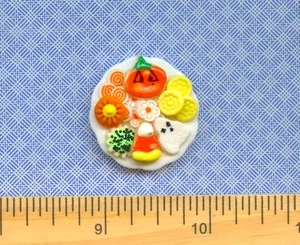 Dollhouse Miniature Plate of Sue's Halloween Cookies # 317 - Picture 1 of 2