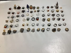 Großhandel Schmuck Posten 15 Stück gemischte Ringe Wundertüte - neu ohne Etikett - Bild 1 von 21