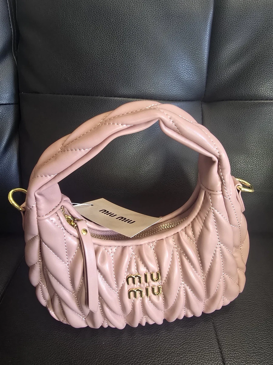バッグ miumiu Mattelasse Lux Handbag Leather バッグ miumiu Mattelasse Lux Handbag Leather Miu Miu Pink