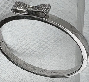 Kate Spade Ready Set Bow Hinged Bangle Bracelet Silver Plate w/Pave Bow Signed - Picture 1 of 6