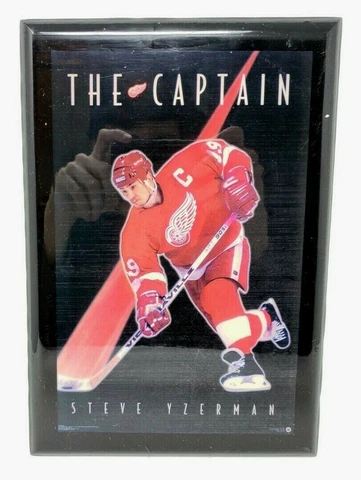 Steve Yzerman "The Captain" Detroit Red Wings Wall Plaque Poster Cover