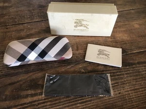 Burberry Classic Nova Check Plaid Hard Clamshell Sunglass Eyeglass Glasses Case - Picture 1 of 7
