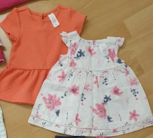 🌸Babykleidung, 2x Kleid 🌸Mädchen🌸Größe 62 c&a🌸 so gut wie ungetragen - Bild 1 von 2