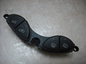 INTERRUTTORI ARIA CONDIZIONATA DEMISTER ALZACRISTALLI RISCALDATI FORD FOCUS MK1 1998-2004 98AG19A945CH - Foto 1 di 4