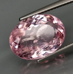 7.83 cts Natural Oval-cut Dazzling-luster AAA Pink VS Morganite (Brazil) - Picture 1 of 6