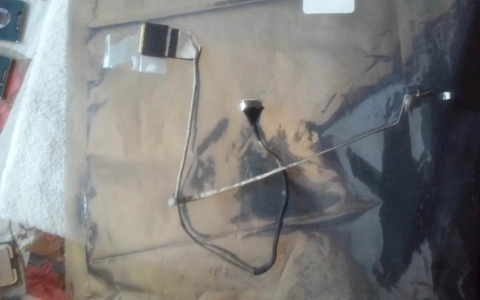 Acer Aspire 5742 15.6" Genuine Laptop LCD Video Cable - Image 1 of 1