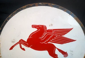 VINTAGE ORIGINAL PORCELAIN ENAMEL SIGN MOBIL OIL PEGASUS ROUND GASOLENE 24 INCH - Picture 1 of 11