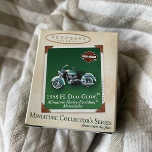Harley Davidson-Motorcycles 2002' Miniatura-1958 FL Duo Glide, ornamento Hallmark - Foto 1 di 5