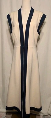 Gucci Viscose Cream Navy Stretchy Dress Size Large  - Image 1 of 4