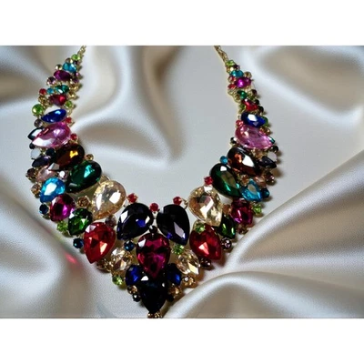 Collar Betsy Johnson Glamoroso Multicolor Piedras Preciosas Foto 1 de 4