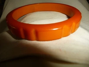 VINTAGE BAKELIT GESCHNITZTER BUTTERSCOTCH ARMREIF 1/2 ZOLL MIT ARMBAND #29/12 - Bild 1 von 6