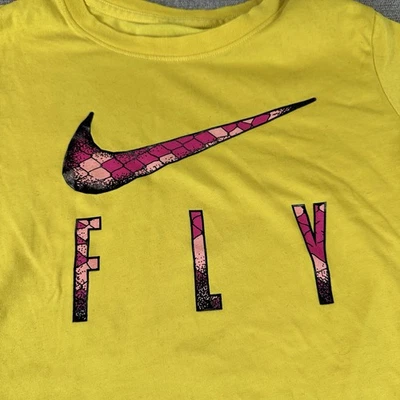 Mujeres The Nike Camiseta Amarilla Dri-Fit Baloncesto FLY Piel de Reptil Estampado Swoosh Camisa Foto 1 de 4
