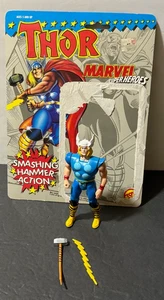MARVEL TOYBIZ SUPER HEROES FIGUR KOMPLETT MIT KARTENRÜCKSEITE WIE ABGEBILDET THOR - Bild 1 von 2