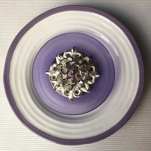 Portmeirion Sophie Conran Larky Land piatto decorativo da appendere da parete arte viola - Foto 1 di 12