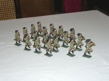 PLOTONE 19 BERSAGLIERI STARLUX - IN PARATA A PASSO DI CORSA cm 6.50 ECCEZIONALI