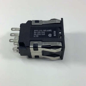 Interruptor basculante Honeywell AML24EBA2AC05, DPDT, encendido-apagado-encendido, plateado, doble polo, rec - Imagen 1 de 5