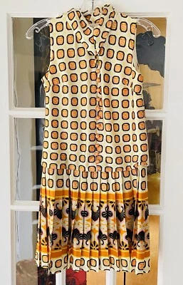 VTG SUE BRETT Junior Dress SZ 5 A Line Pleated Hem Covered Buttons Geometric - Image 1 of 4