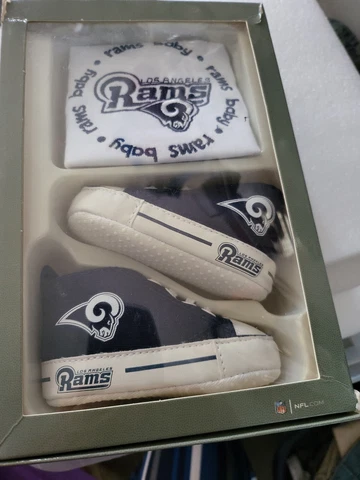 LOS ANGELES RAMS-NFL Bib and Pre-Walkers Set /High Top Shoes Football. NIB. #  F Cover