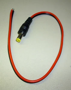 1 Stück DC-Hohlstecker 5,5 x 2,1 mm mit 30 cm Kabel - Picture 1 of 2