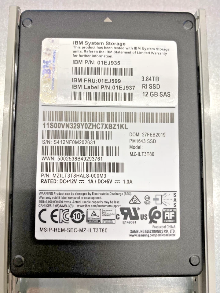 IBM System Storage SSD 3.84TB MZ-ILT3T80 01EJ935 SAS 12Gb/s 2.5" Refurbished - Bild 1 von 2