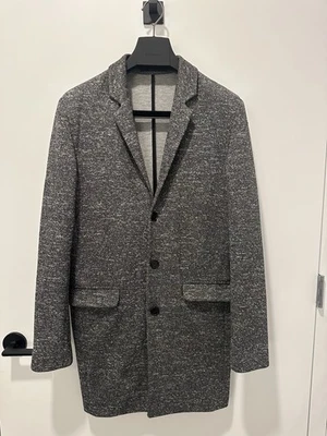 Abrigo de lana granulada negro y gris de longitud media ZARA para hombre. Talla 40 EU, M US Foto 1 de 4