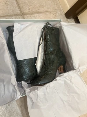Botas victorianas Miss L Fire Frida con cordones para mujer talla 39 verde piel de serpiente sintética NUEVAS Foto 1 de 4