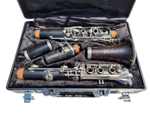 Yamaha Clarinet YCL 34 Wood Clarinet With Mouthpiece and Original Hard Case - Picture 1 of 14
