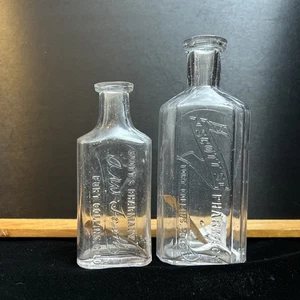 2x A.W. Scott’s Pharmacy Bottles Fort Collins Colorado - Picture 1 of 12