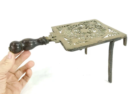 Antique Brass & Iron Fireplace Hearth Pot Fender Trivet Pierced Top Cover