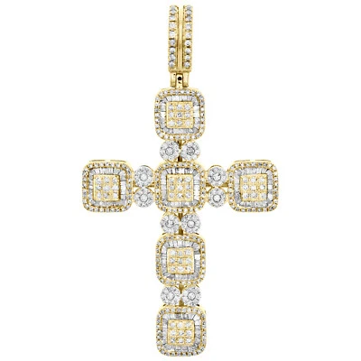 Colgante Cruz Racimo Diamante Redondo y Baguette Oro Amarillo 10K 2.50" Dije 2 CT. Foto 1 de 4