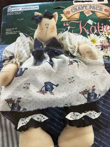 1996 Vintage "Katie Kitty" 18" Puppe-Cut Stuff & Sew Kit von Daisy Kingdom NEU - Bild 1 von 2