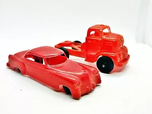 Cadillac e camion rosso in plastica rossa vintage htf - Foto 1 di 1