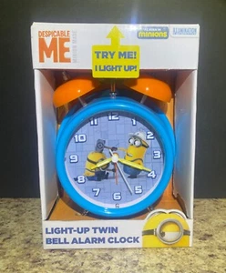 Despicable Me Minion Reloj Despertador Doble Campana Iluminado Nuevo En Caja - Imagen 1 de 7