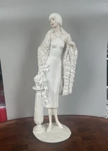 SIGNED "CHRISTIAN" 1991 VENICE ITALY Sculpture Flapper Lady Statue 14” READ - Picture 1 of 19