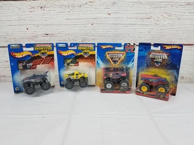 Lote de 4 Hot Wheels Monster Jam Superman Scarlet Bandit Great Bite Big Dawg 8 36 Foto 1 de 4